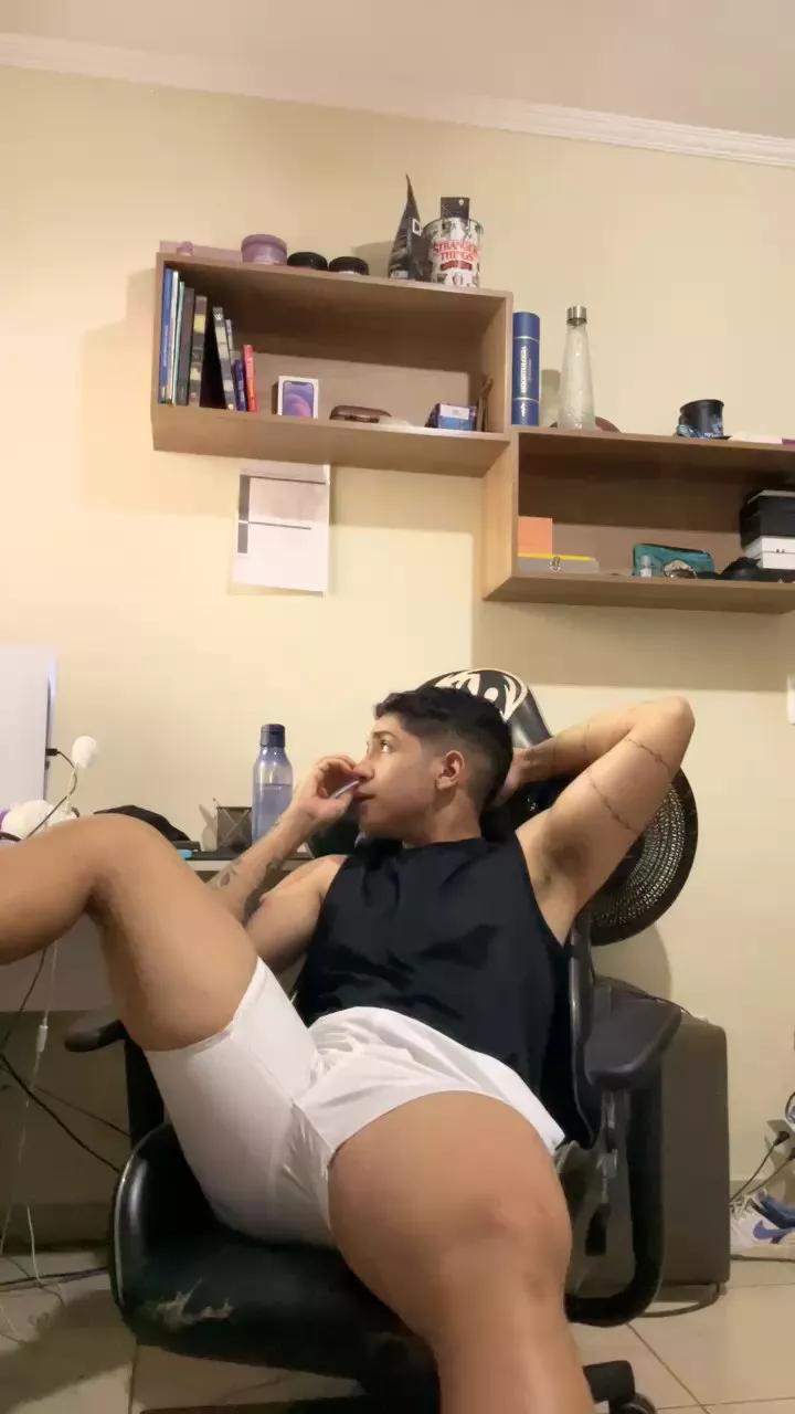 Offline EDuardoBranco on Cam4