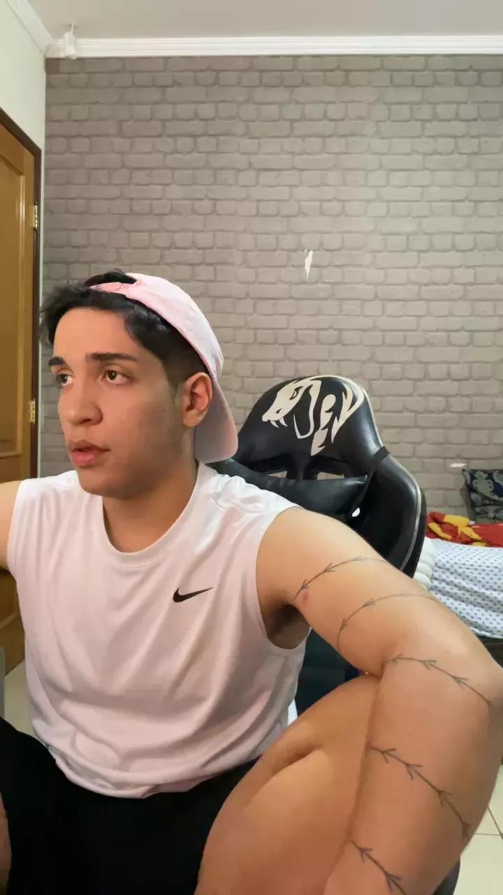 Offline EDuardoBranco on Cam4