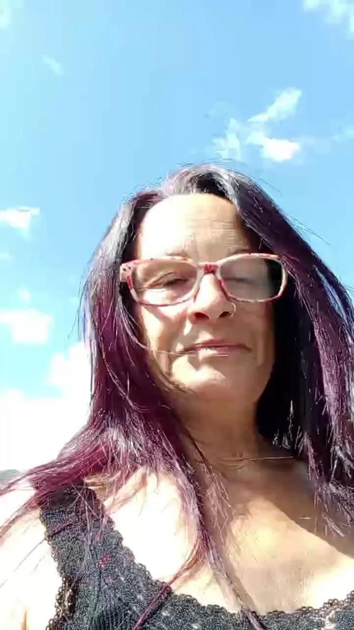 Elena9077 on Cam4 
