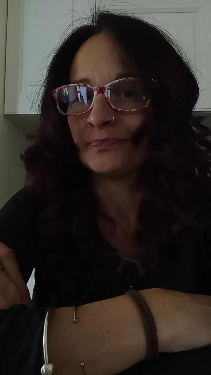 Elena9077 on Cam4 