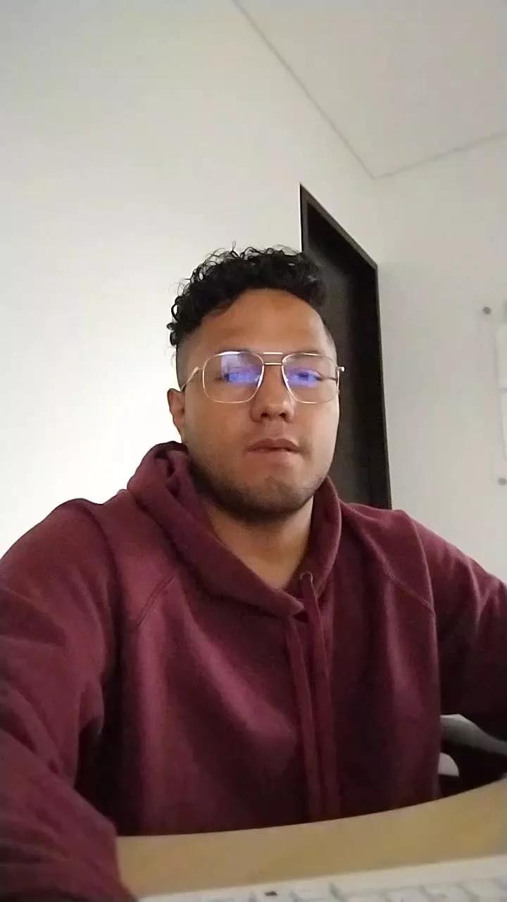 ElLecherito on Cam4 
