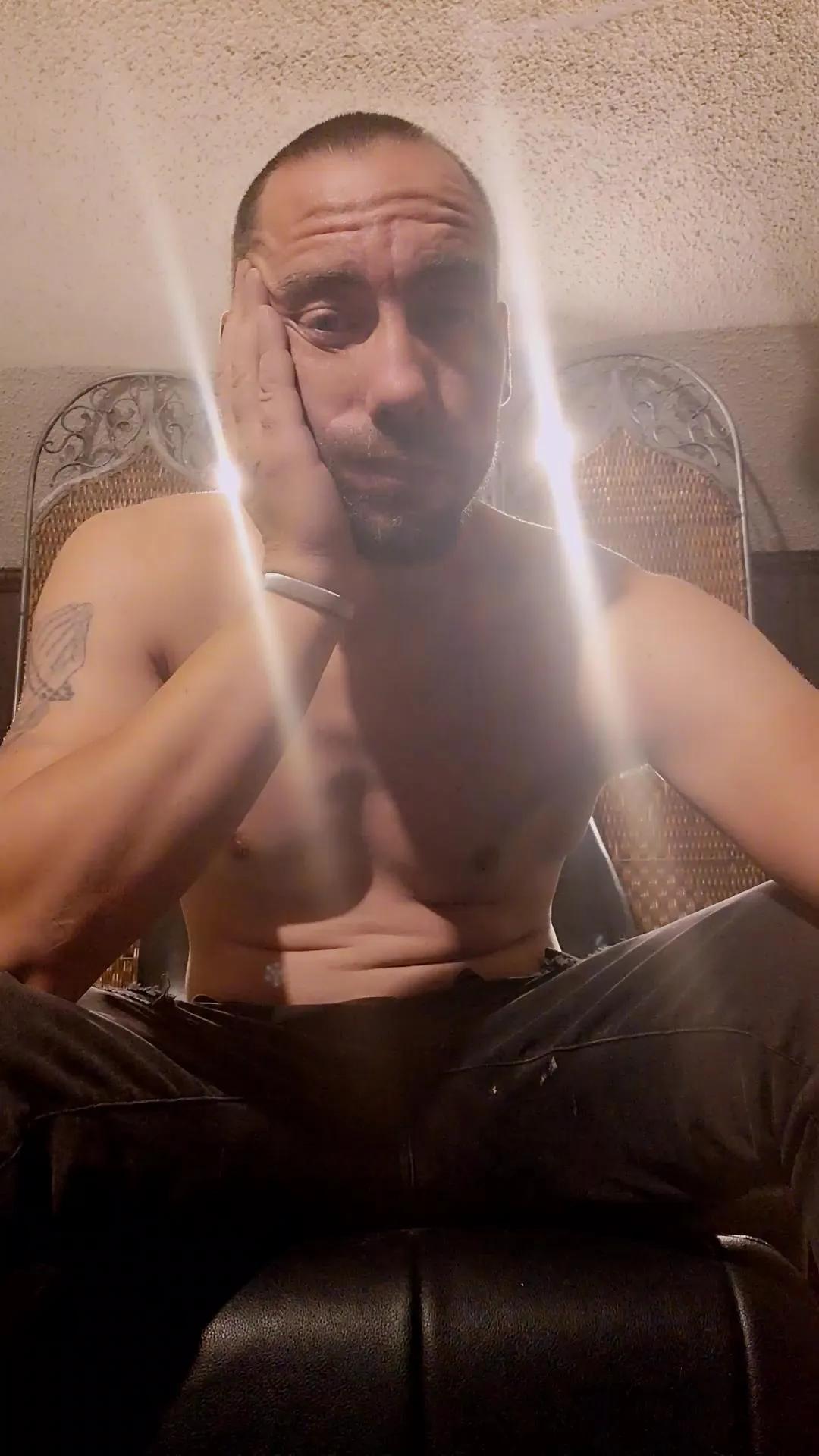 EllisD on Cam4 