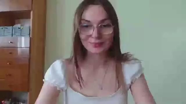 Avatar of EllyHEARTx