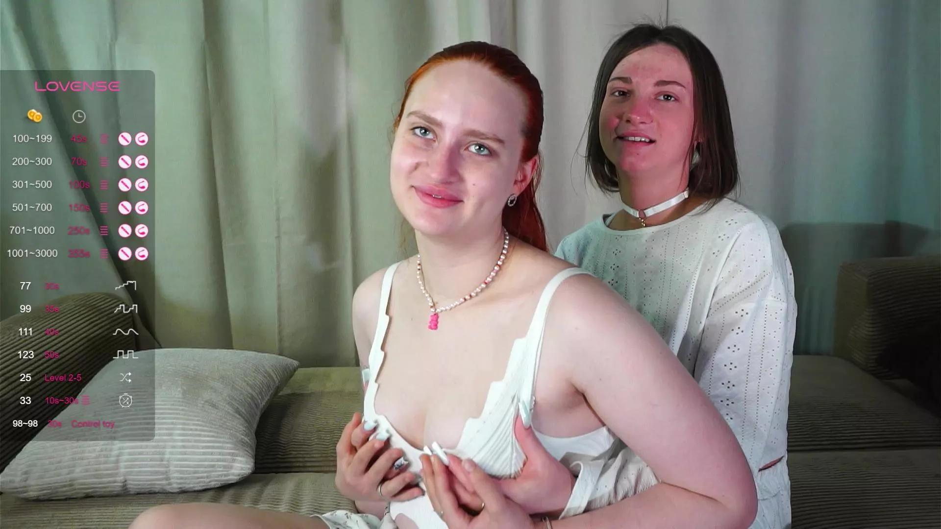 ElvaCreason on Cam4 
