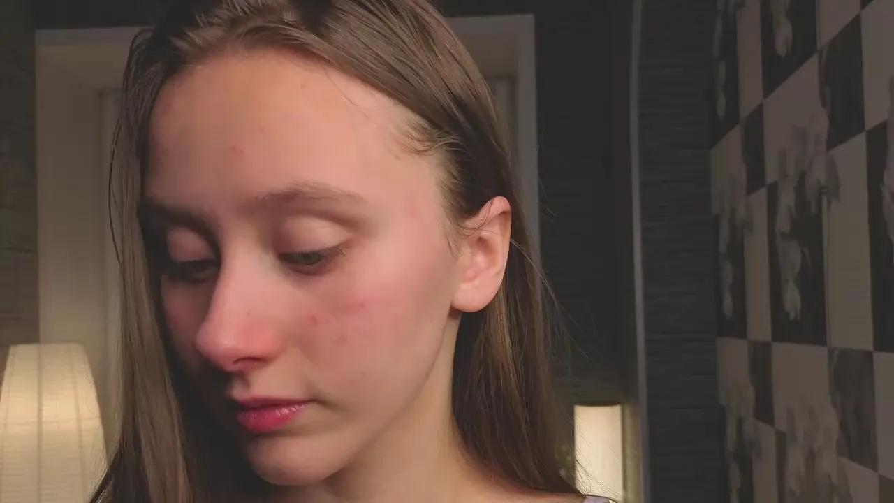 Offline ElvaHakey on Cam4