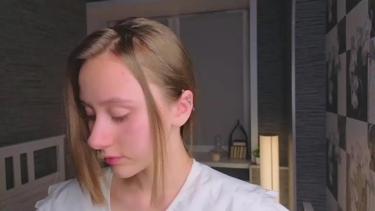 Cam4 ElvaHakey is Freechat ElvaHakey —  #striptease #bigass #pee #cute #blowjob #pussy #ass