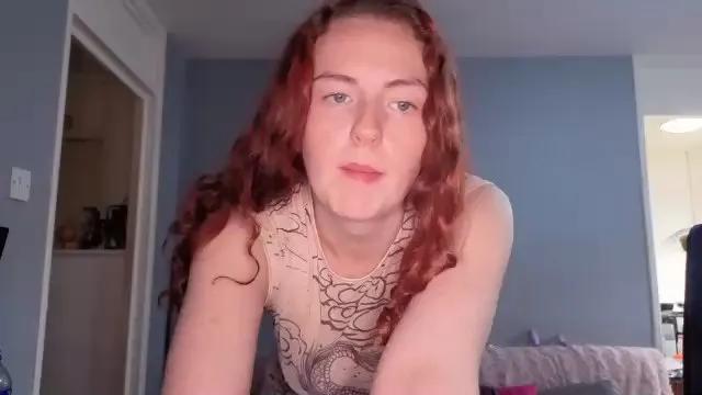 Emilyjamesmjb22 — Freechat on Cam4