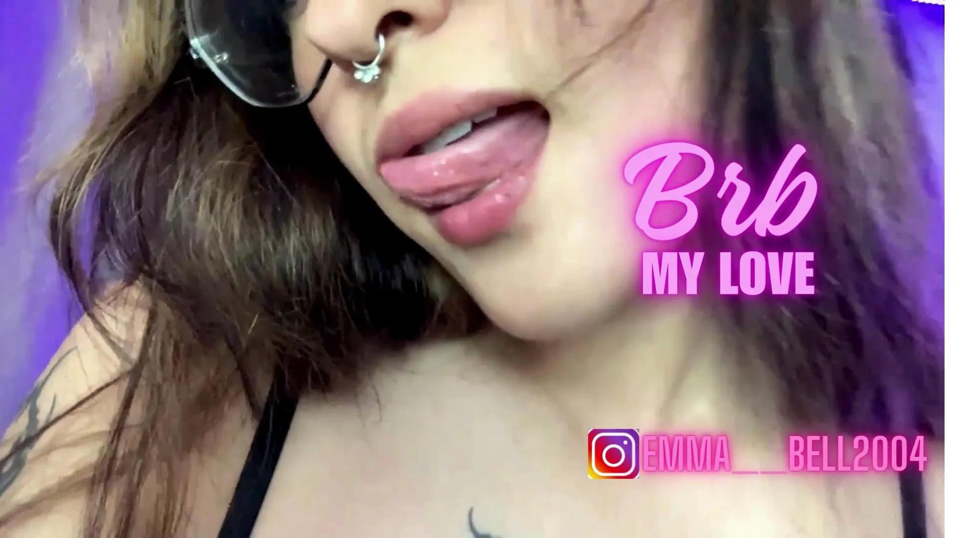 Offline emma_bell1 on Cam4