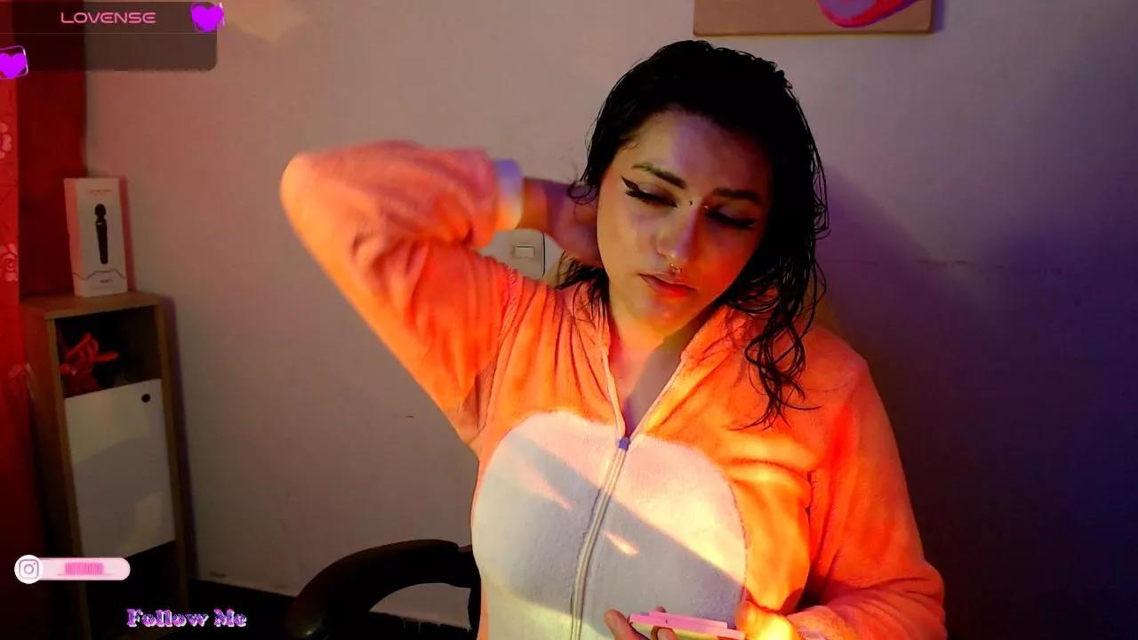 emmaamartinez on Cam4 