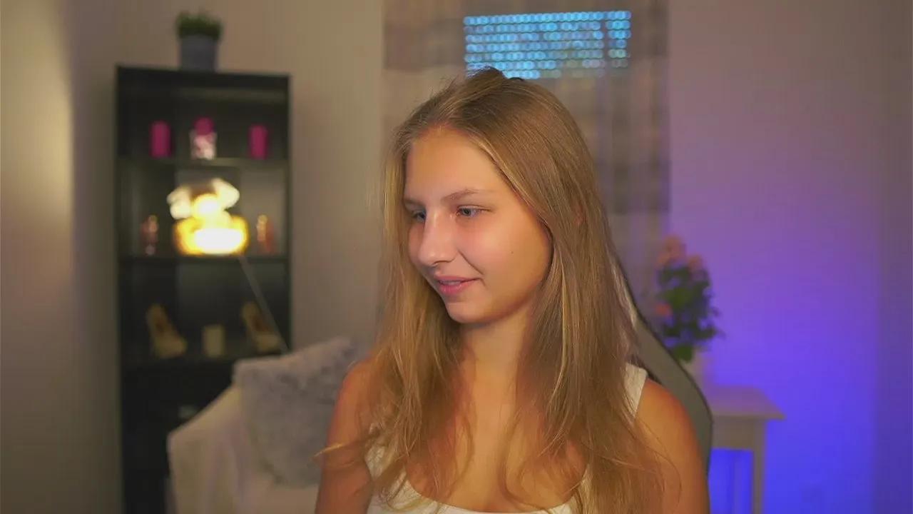 emmie_murray —  #schoolgirl #striptease #cute #feet #amateur