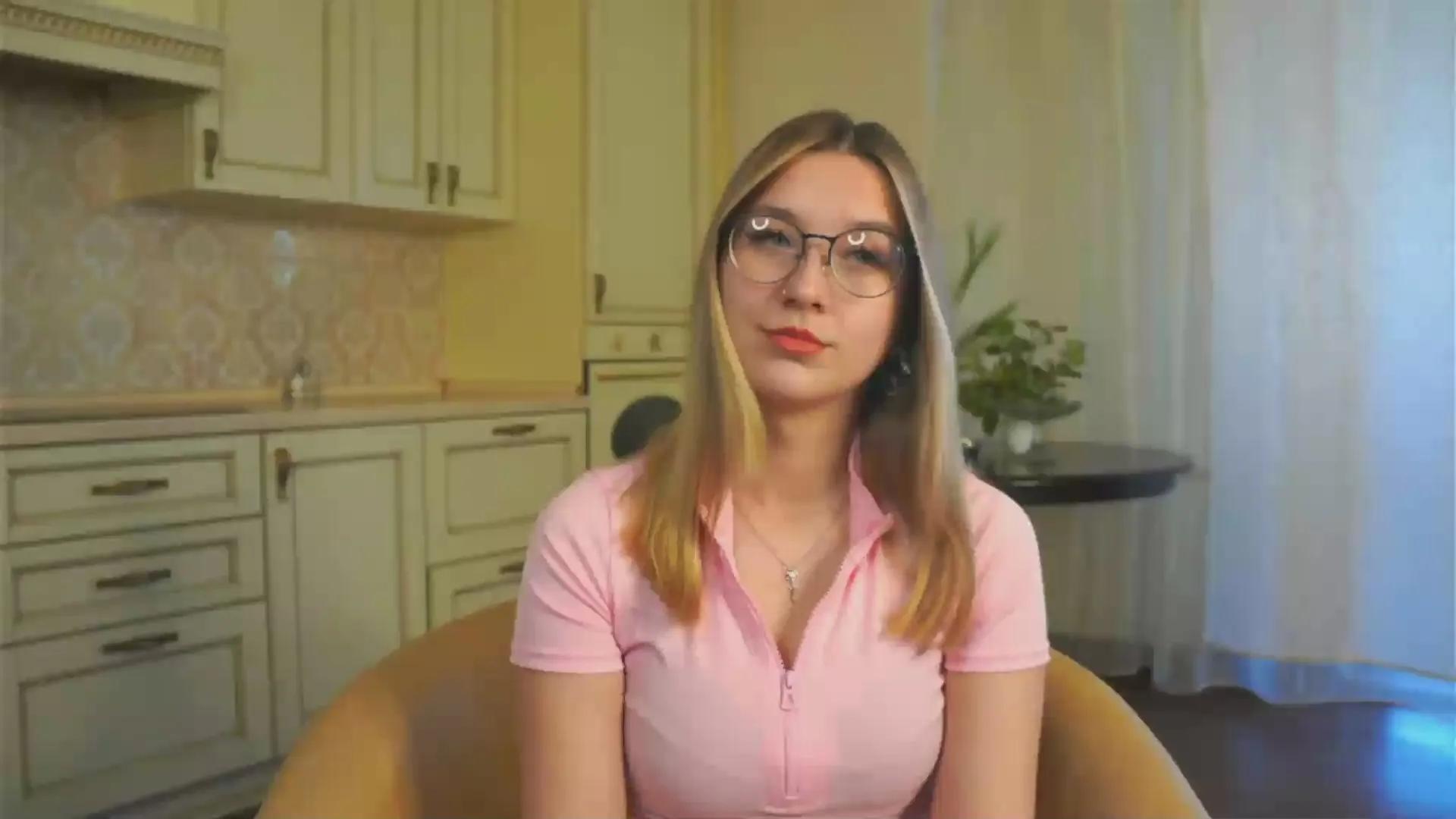 EsmeBoddy on Cam4 