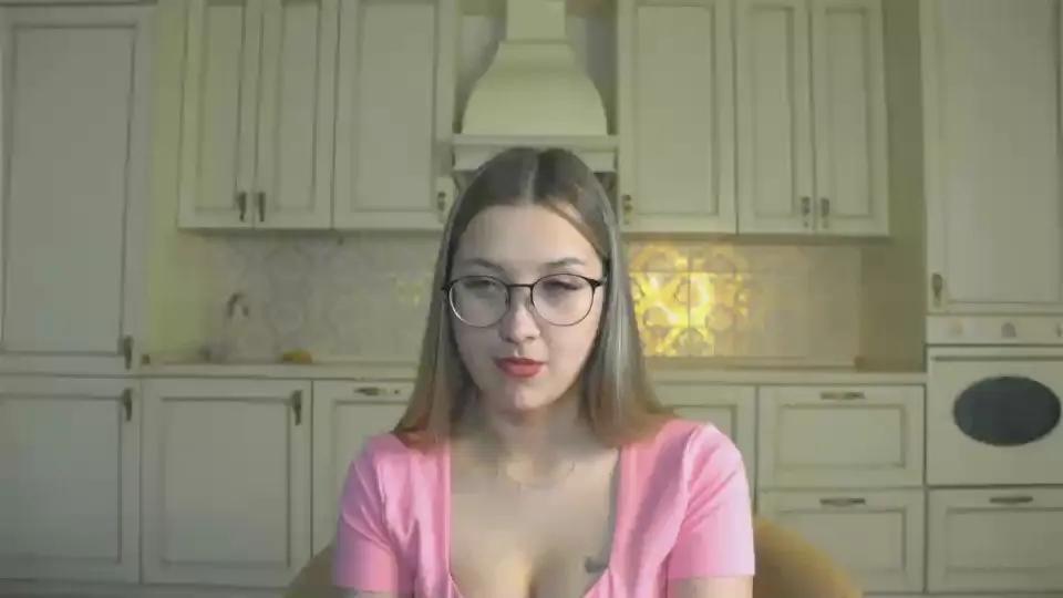 EsmeBoddy on Cam4 