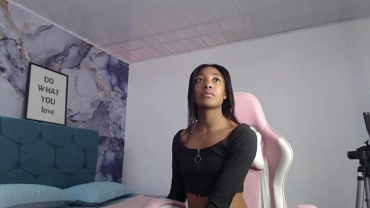 esmeralda_bk on Cam4 