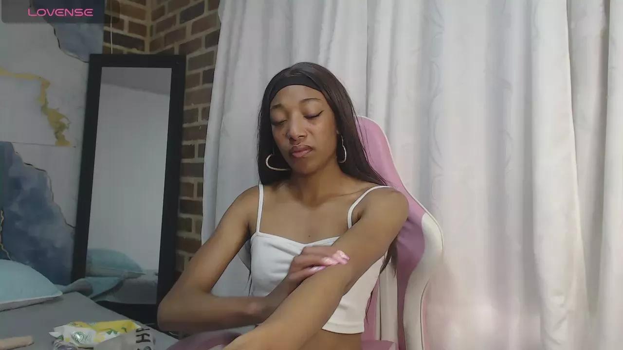 esmeralda_bk on Cam4 