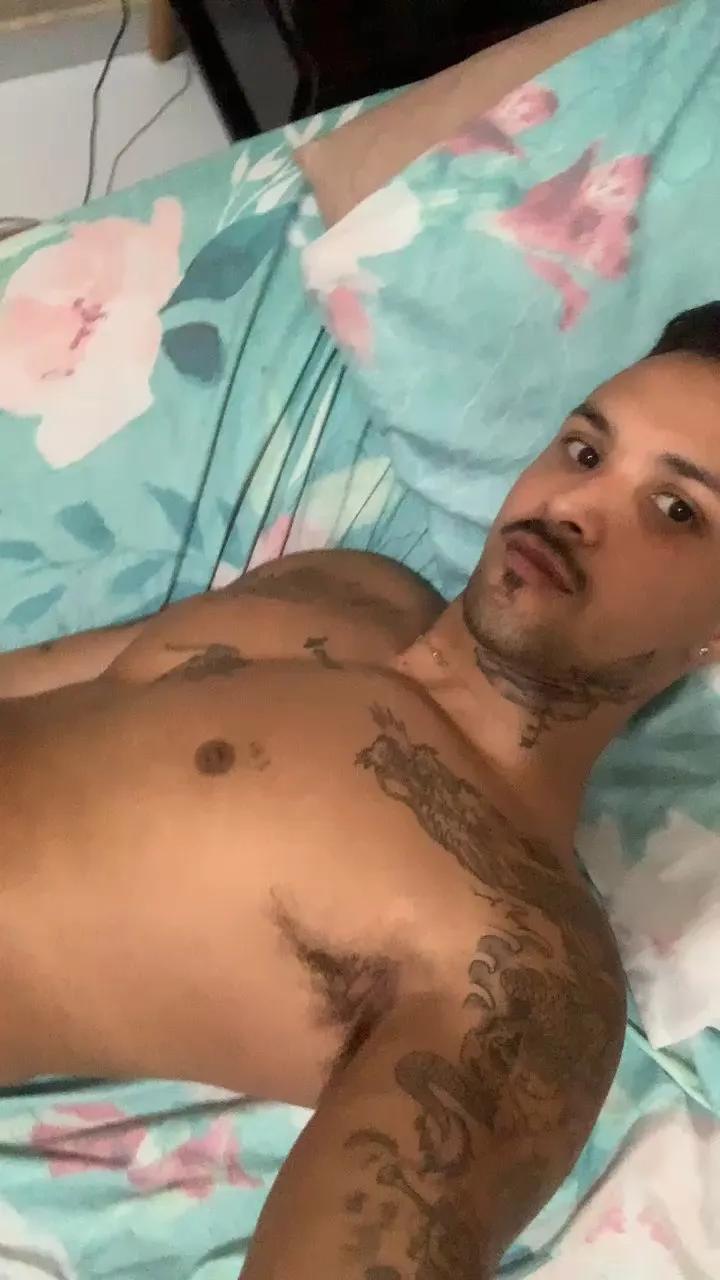 Offline eujoaohorn on Cam4