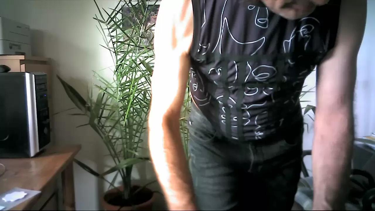 Offline extremehotsexy on Cam4