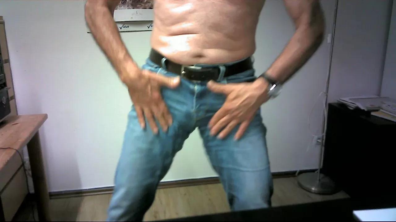 Offline extremehotsexy on Cam4