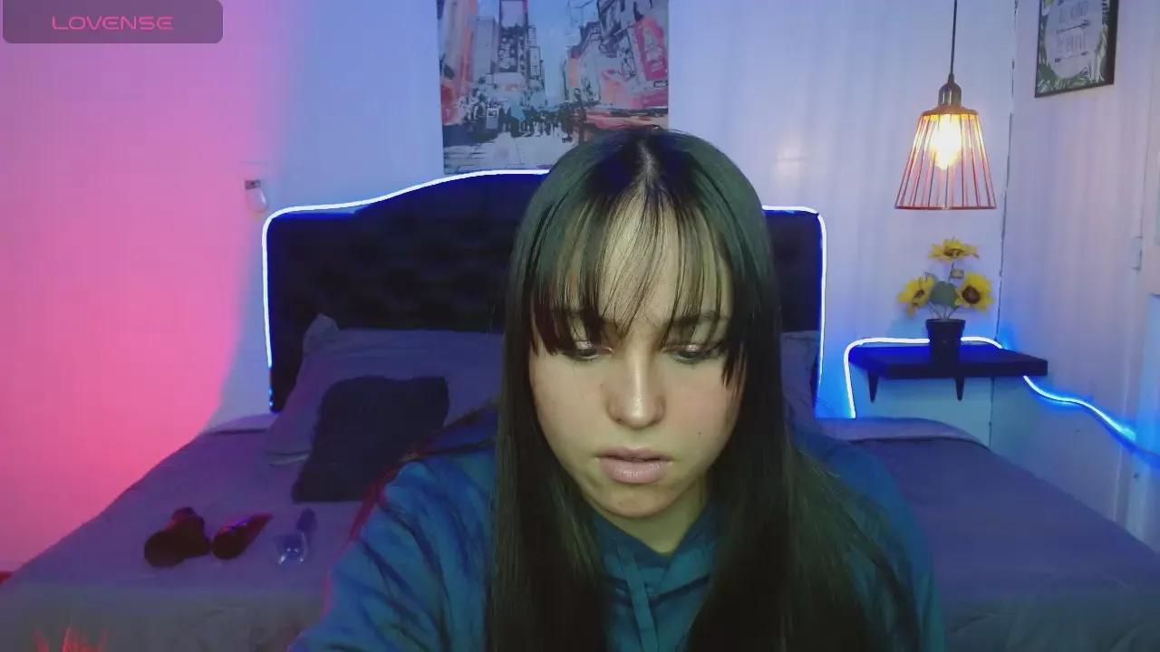 Eymmy_24 on Cam4 