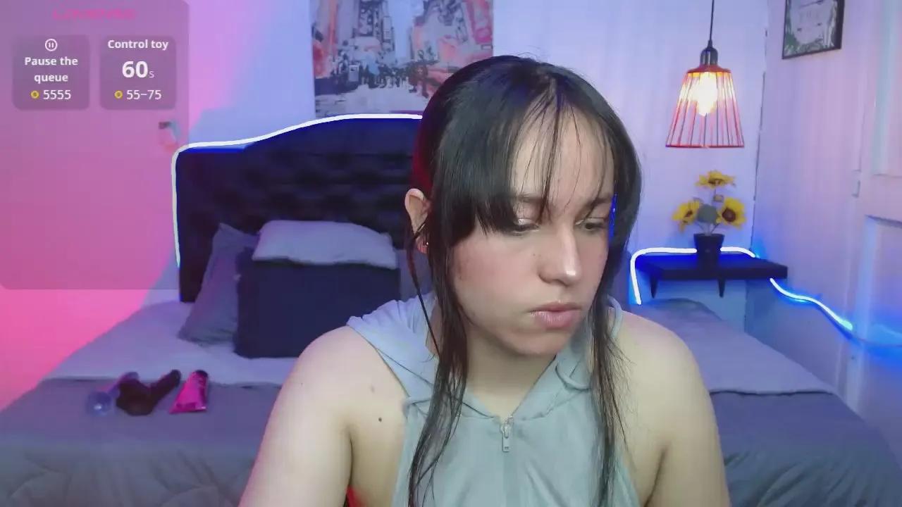 Eymmy_24 on Cam4 