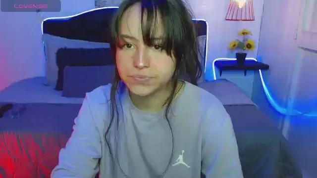 Eymmy_24 on Cam4 