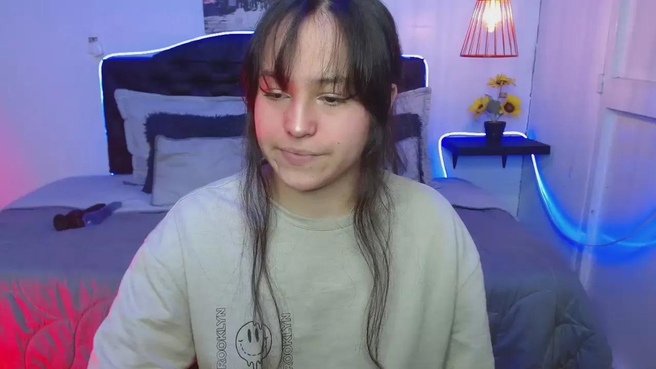 Eymmy_24 on Cam4 