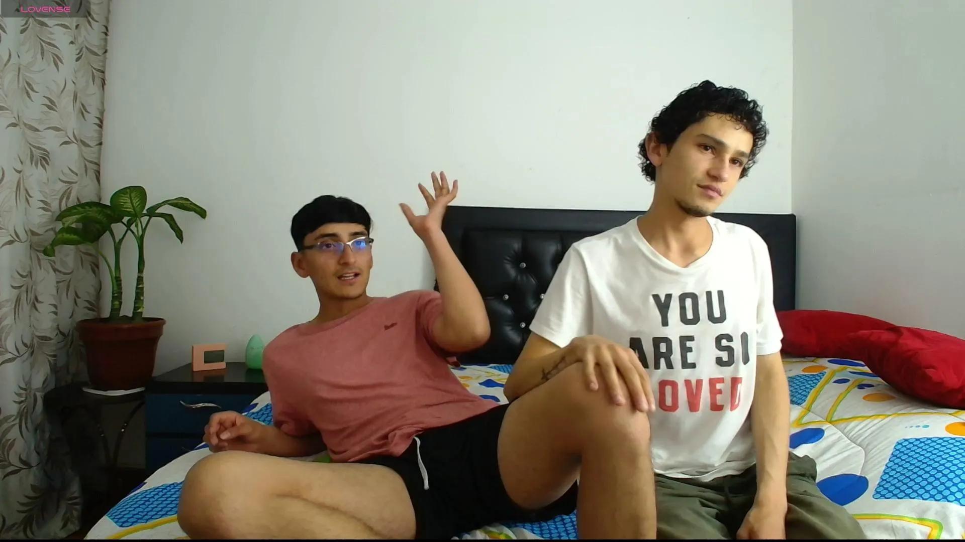 fallgays on Cam4 