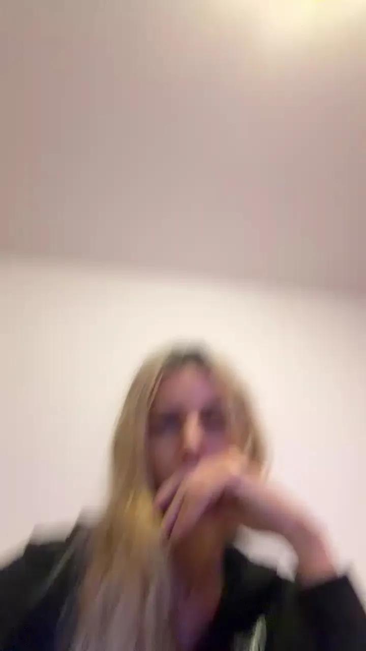 feliciafelon — Freechat on Cam4