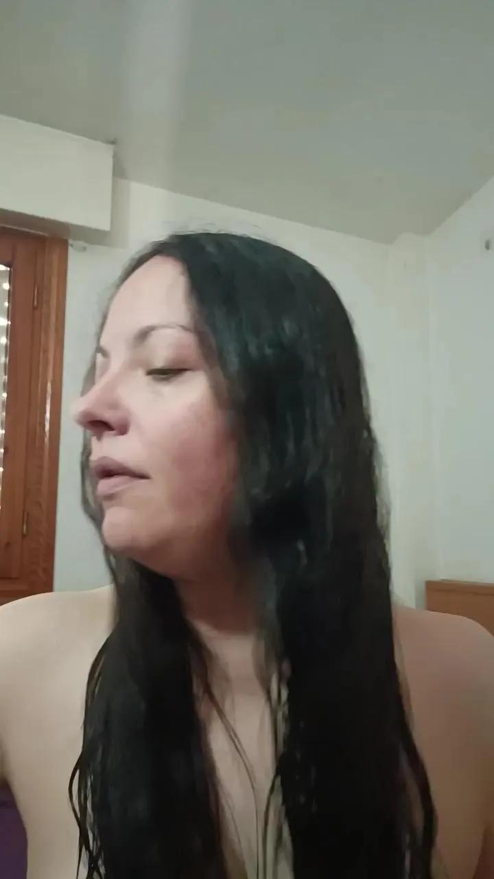 Offline FoxySpanks on Cam4