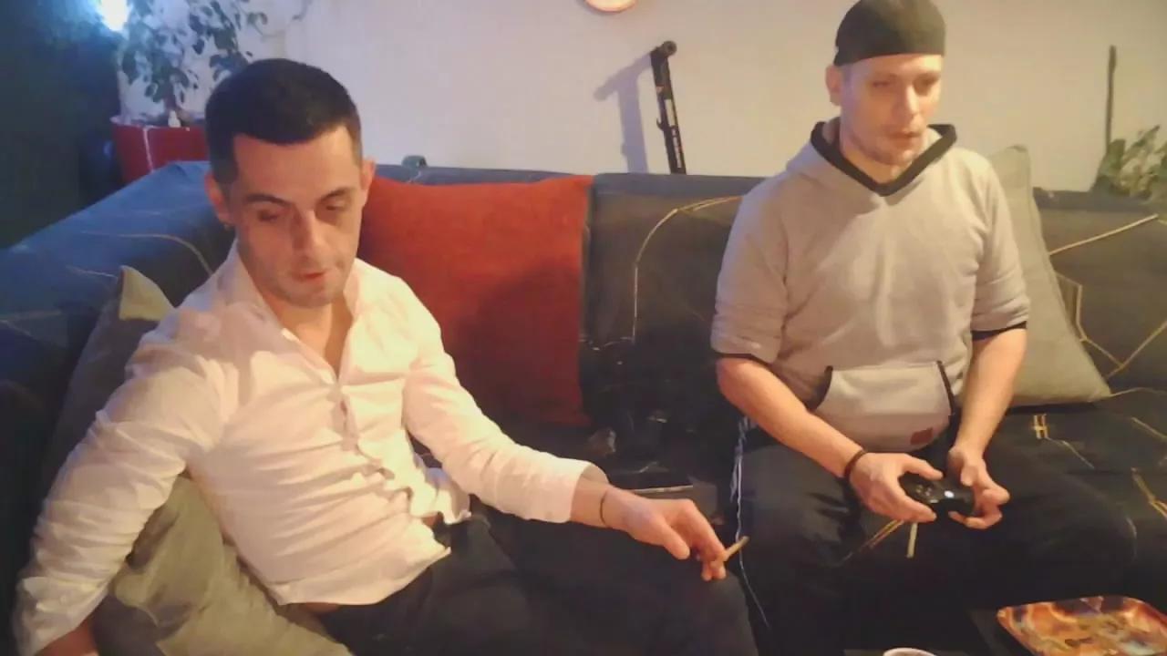 FrenchCollocgay on Cam4 