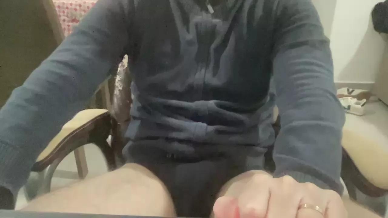 frfav on Cam4 