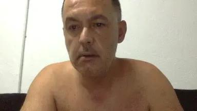 Offline futbolin84 on Cam4