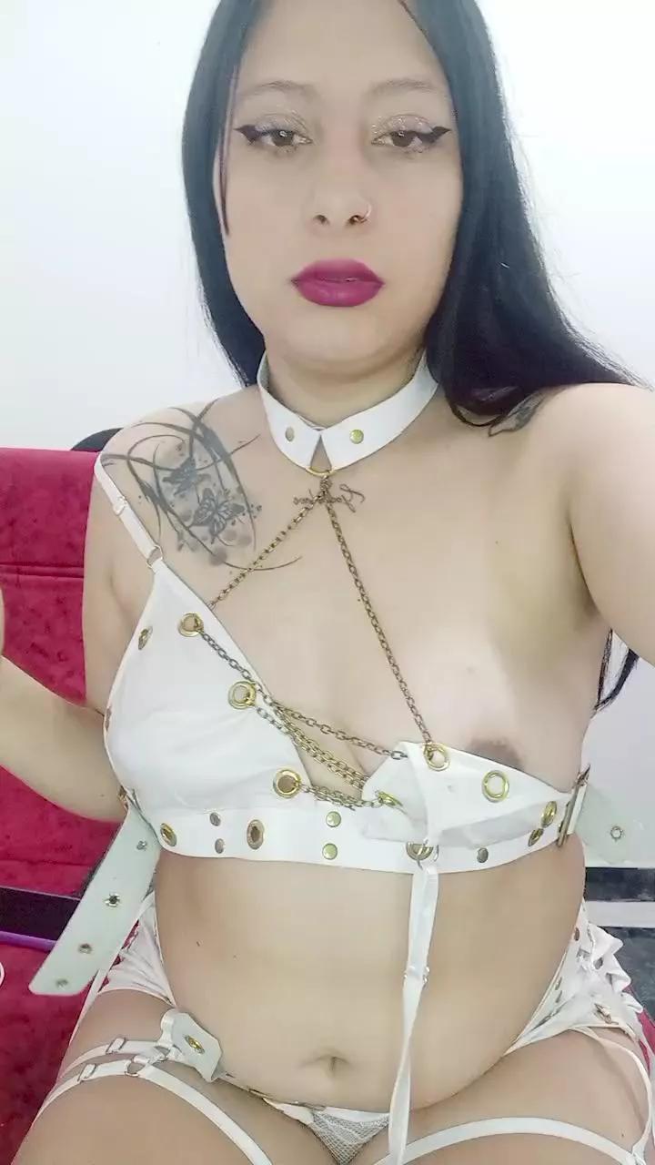 Offline gaby_201 on Cam4