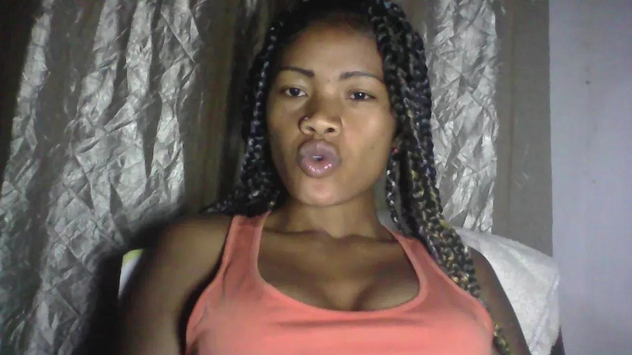 GaelLily97 — Freechat on Cam4