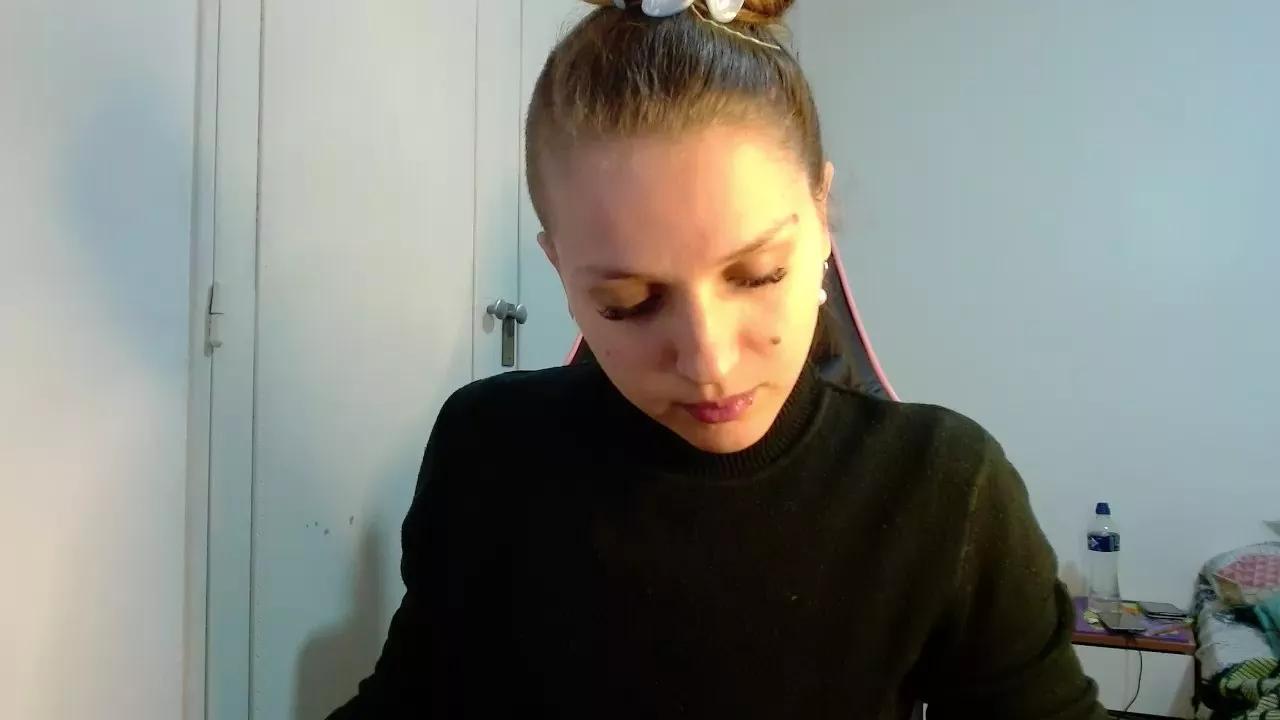 Galaxiaa23 on Cam4 