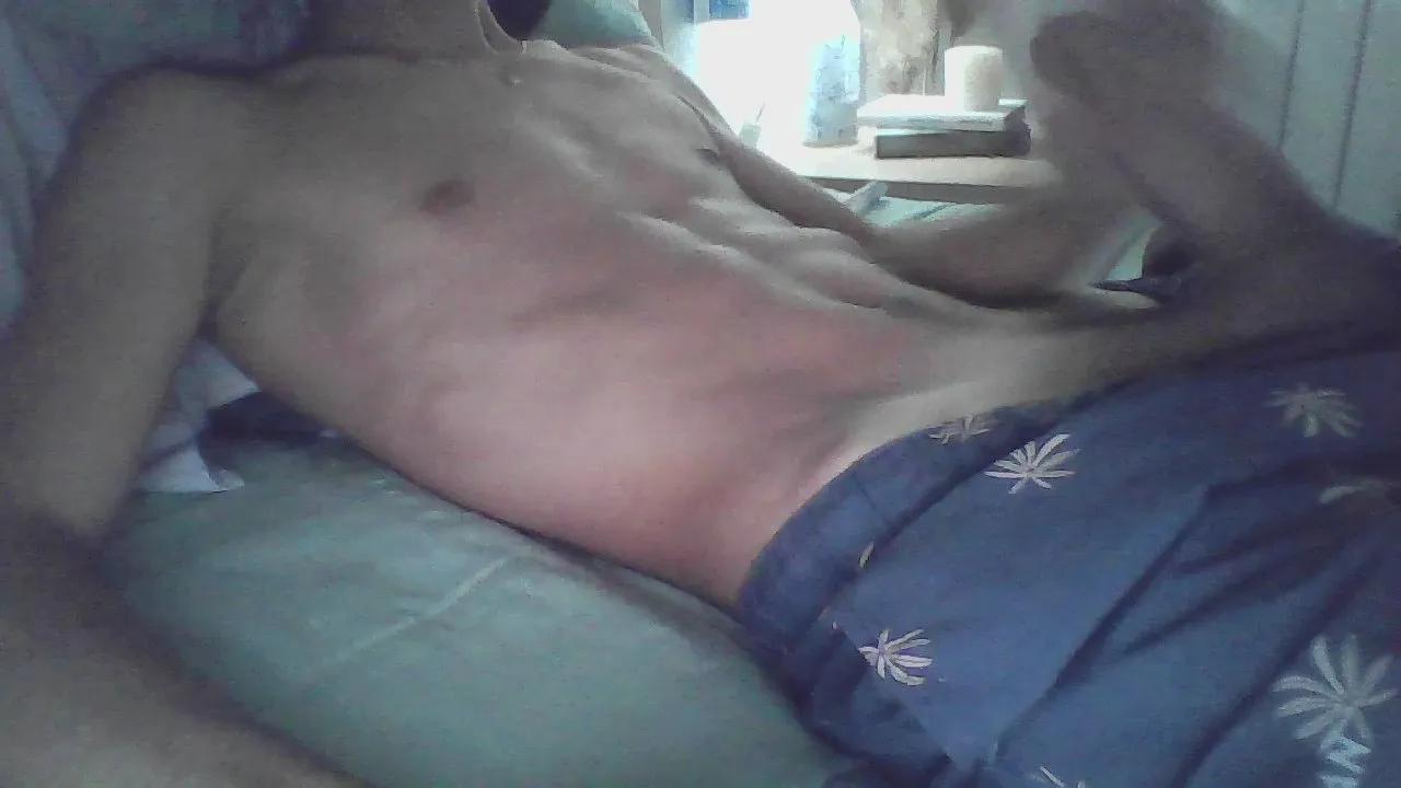 Offline gassa34 on Cam4