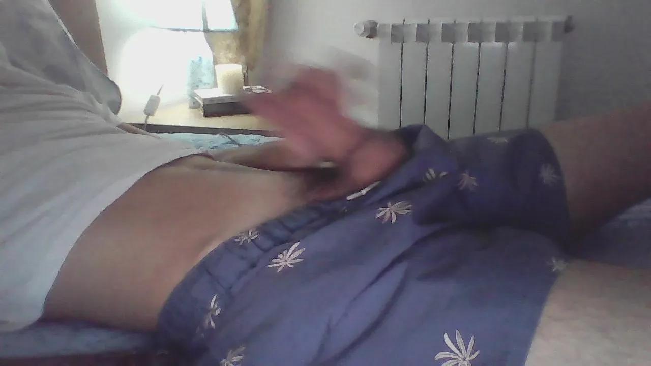 Offline gassa34 on Cam4