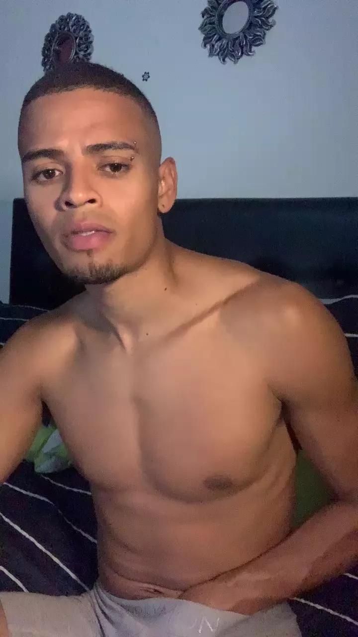 gatoloco27 on Cam4 