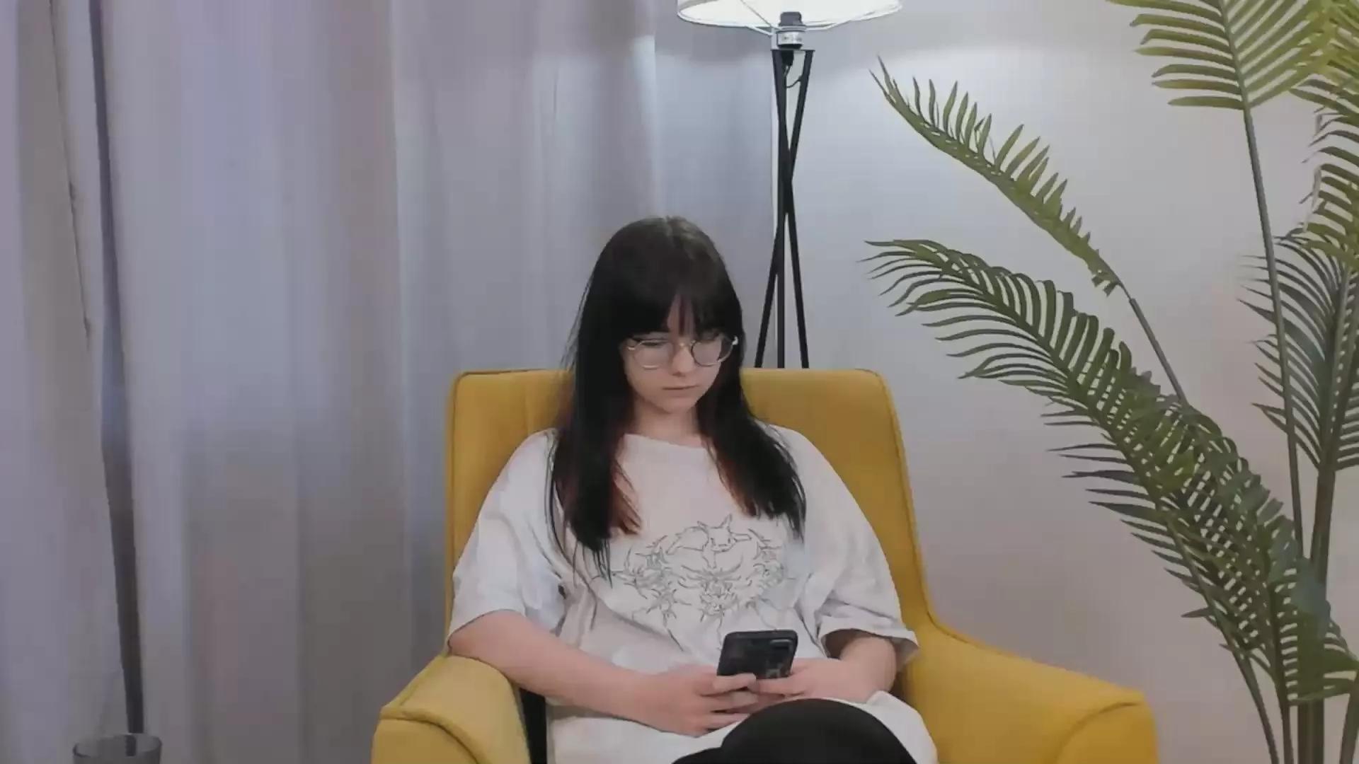 Offline GaynaAmber on Cam4