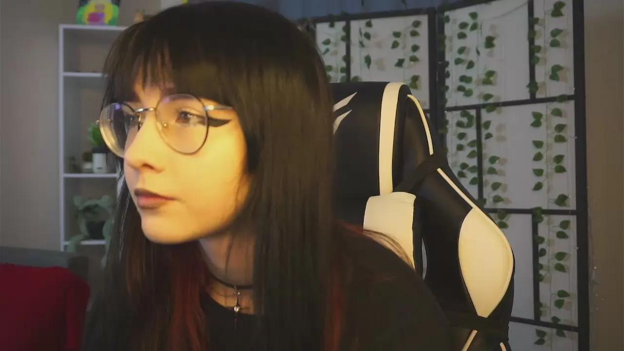 Offline GaynaAmber on Cam4