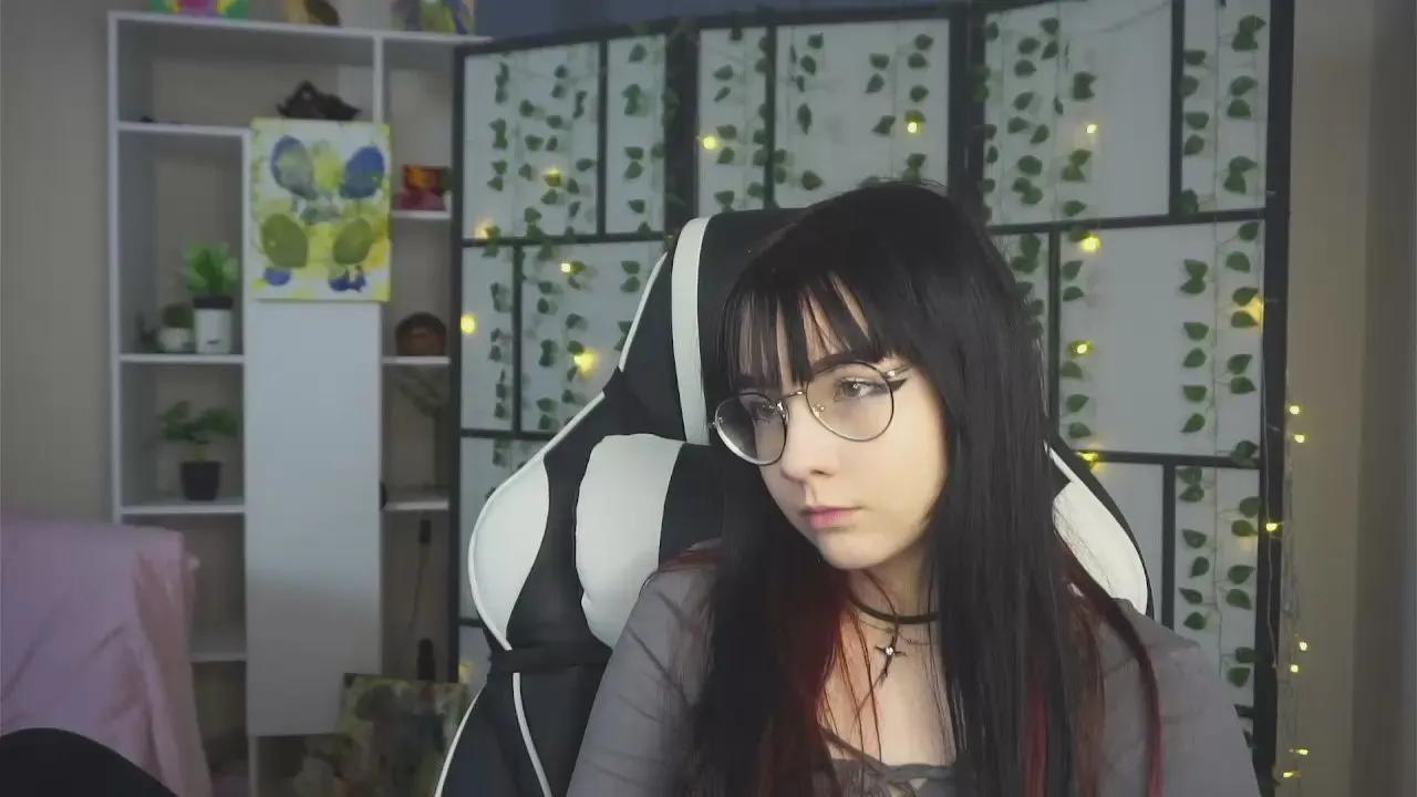 Offline GaynaAmber on Cam4