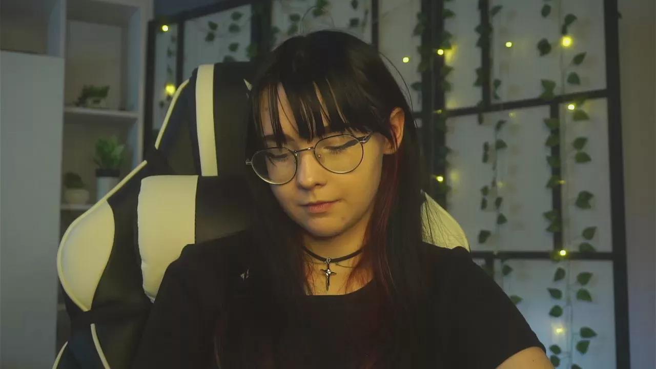 Offline GaynaAmber on Cam4