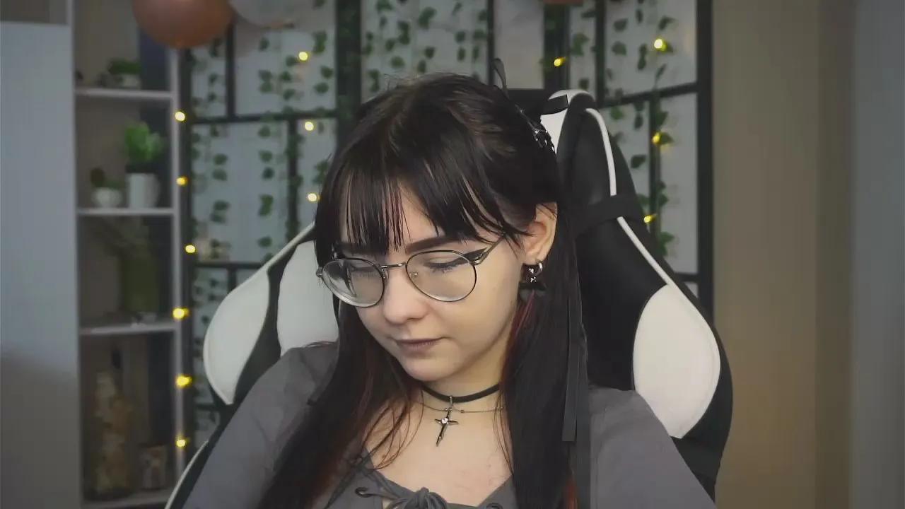 Offline GaynaAmber on Cam4