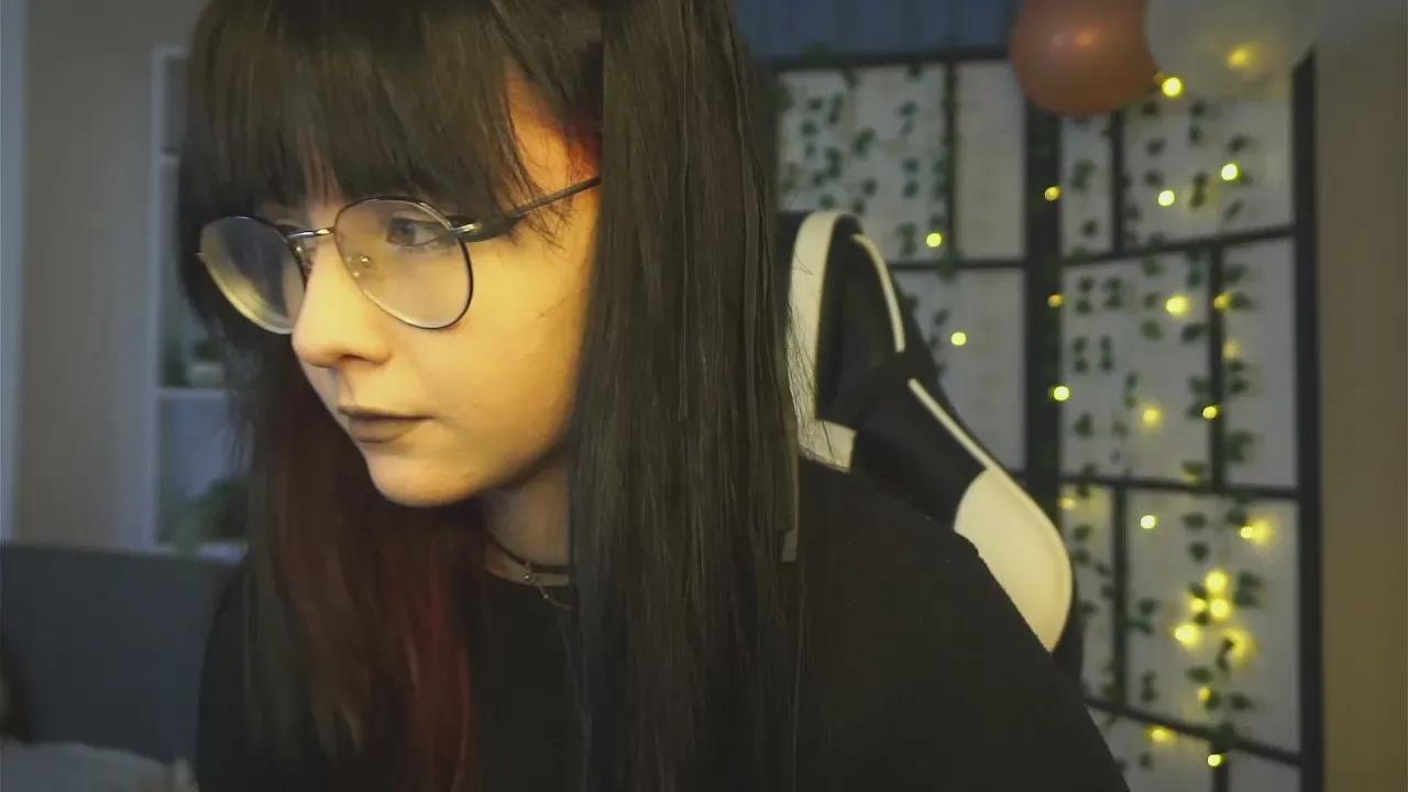 Offline GaynaAmber on Cam4
