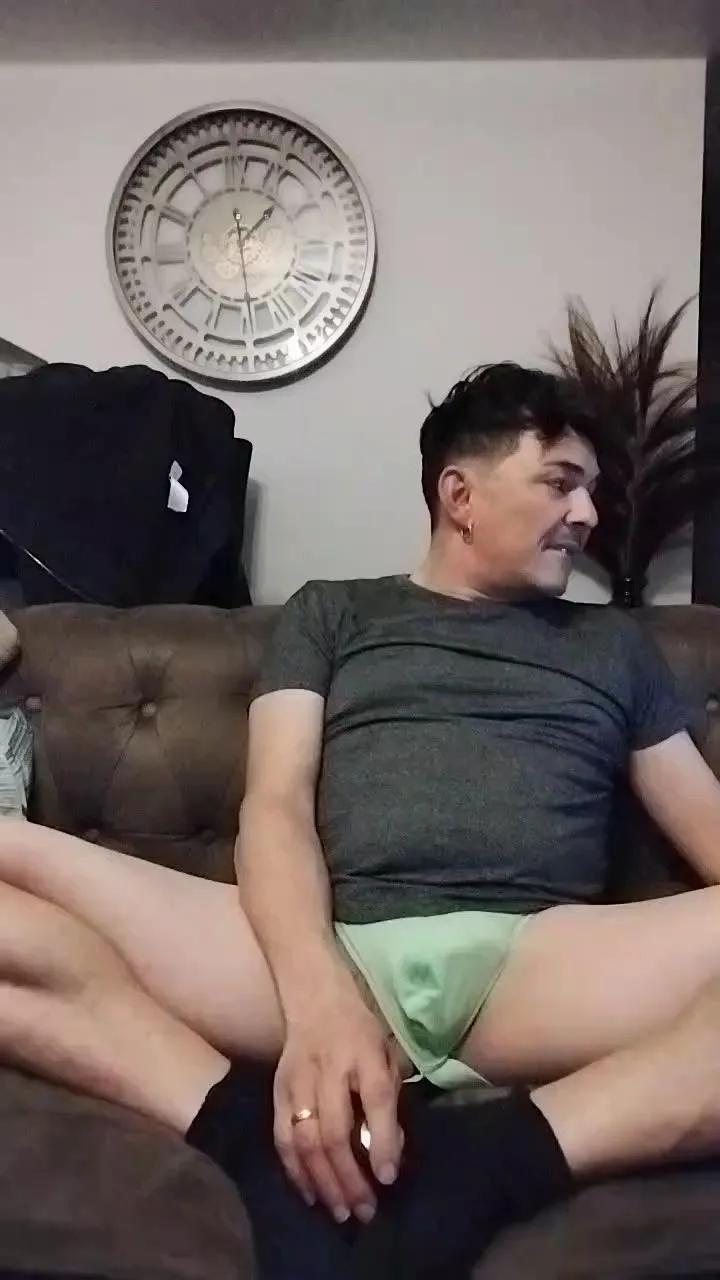 Gayplay33 —  #masturbation #striptease #gamer #cum #ass #feet #amateur