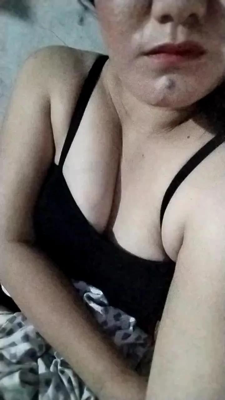 Gelliana — #Flashtits50 #flashbutt50