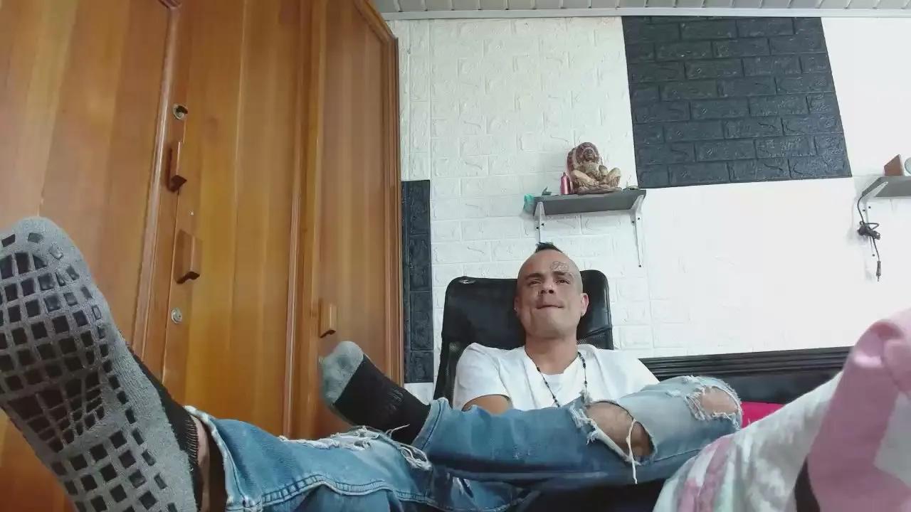 GeorgeBigDick —  #pee #fisting #cum #feet #pornstar #bdsm #amateur