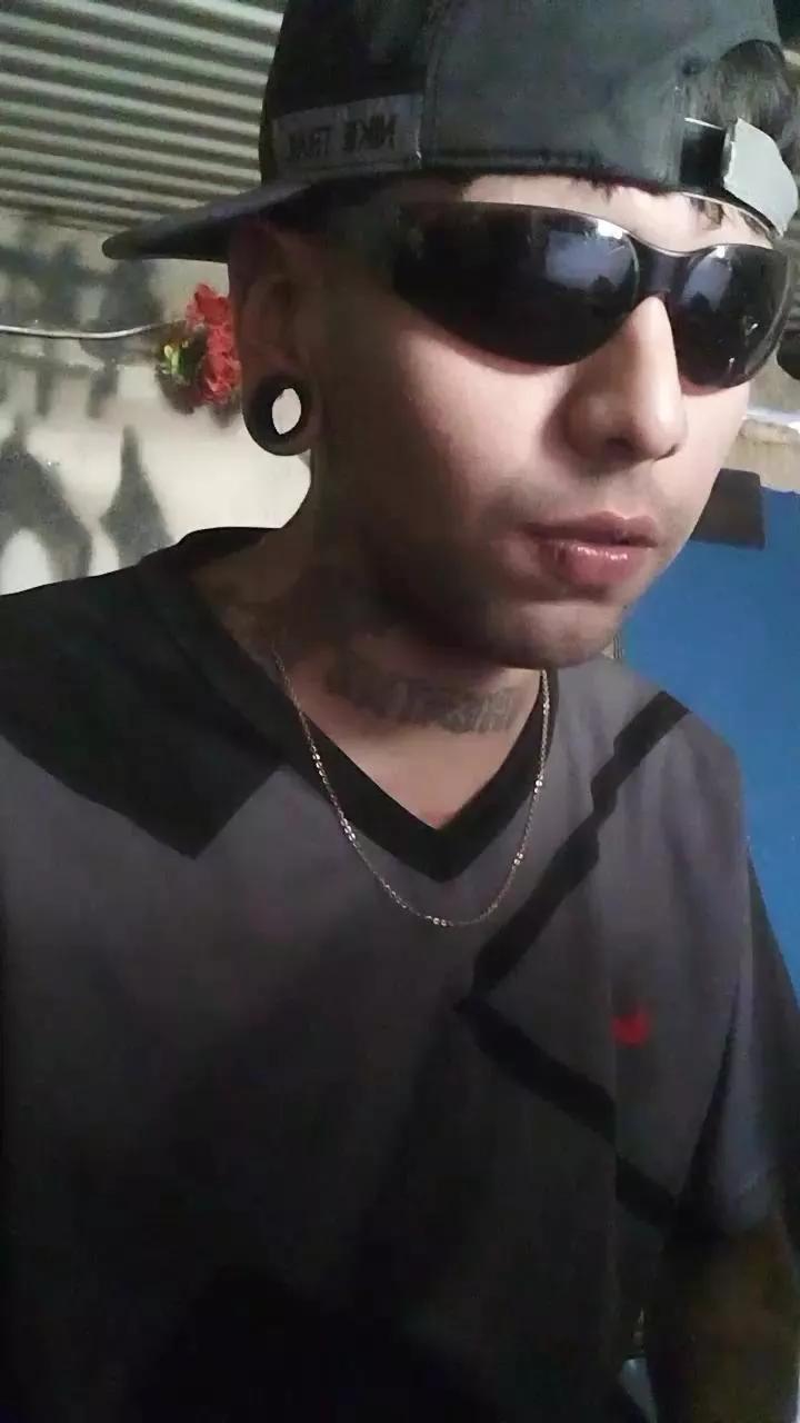 gghh78 on Cam4 
