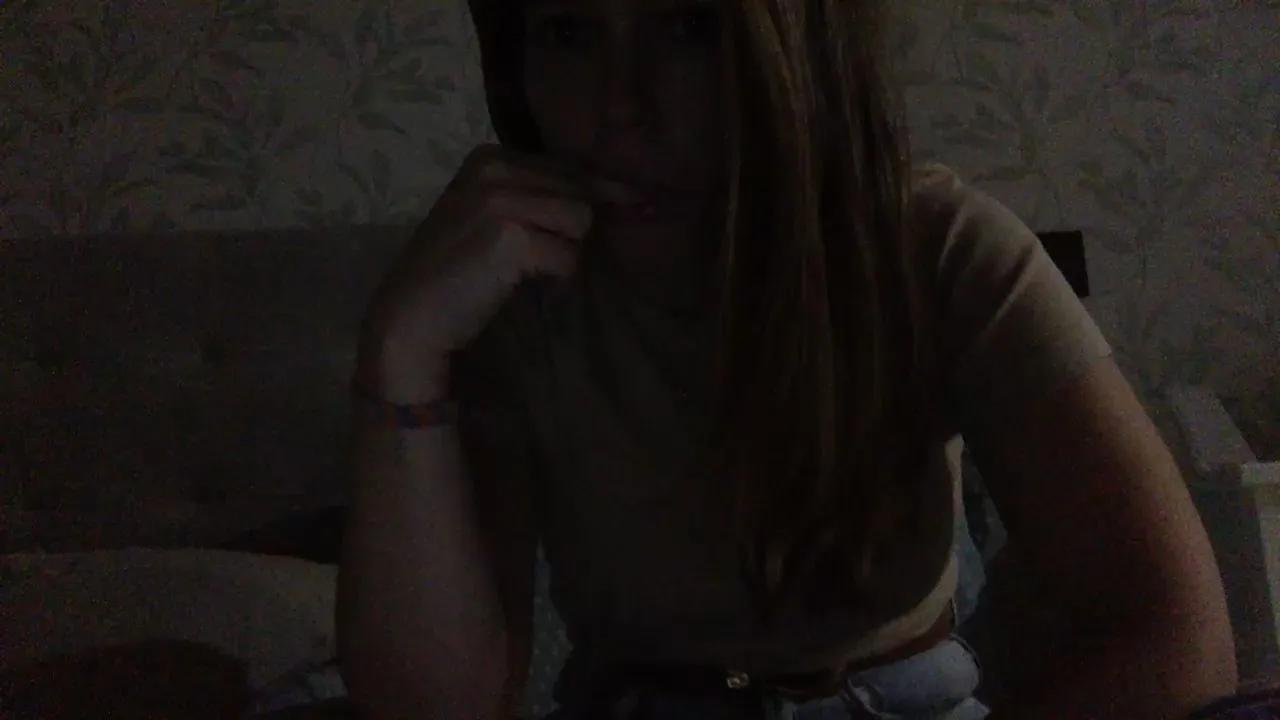 gingerbreadhot on Cam4 