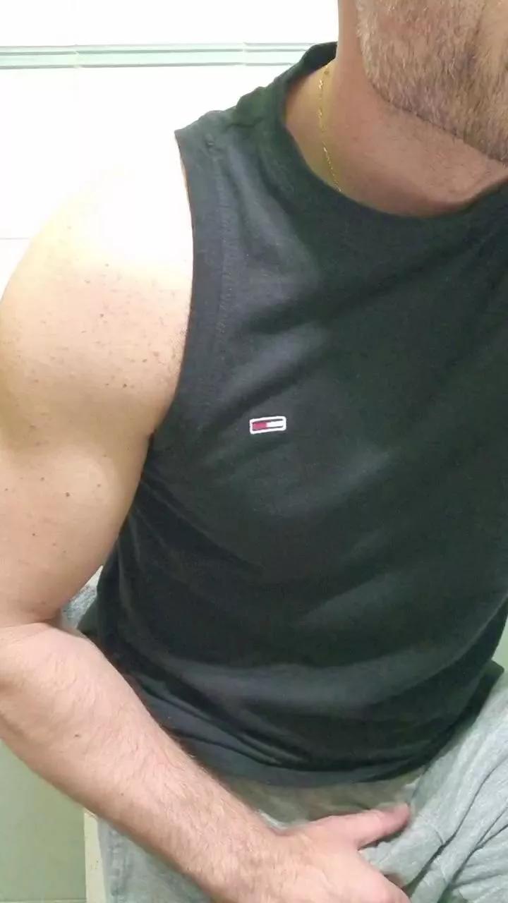giovan2020 on Cam4 