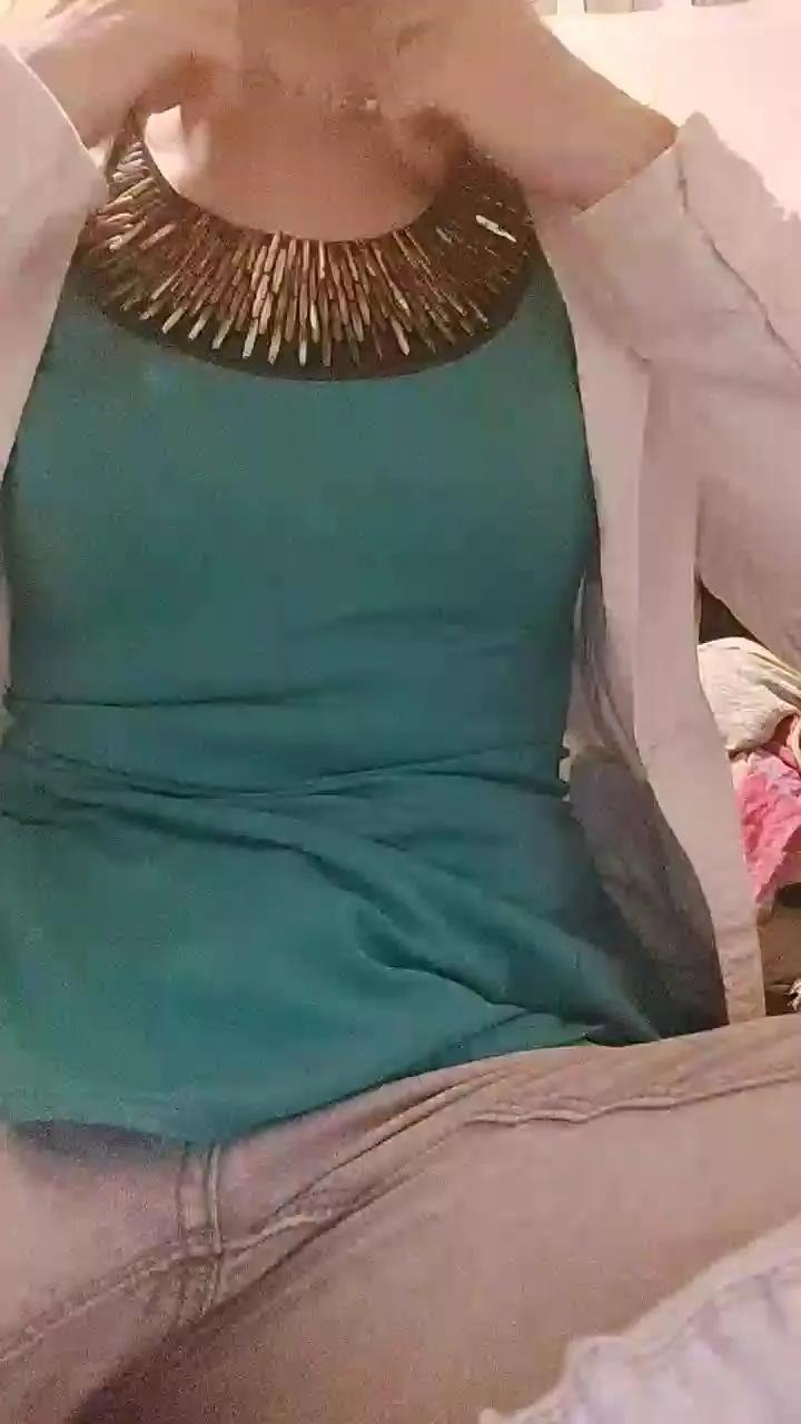 Avatar of girl296